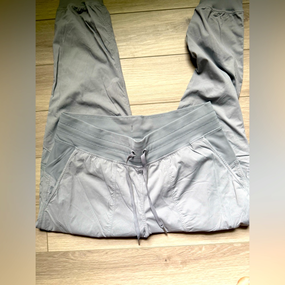 Lululemon joggers